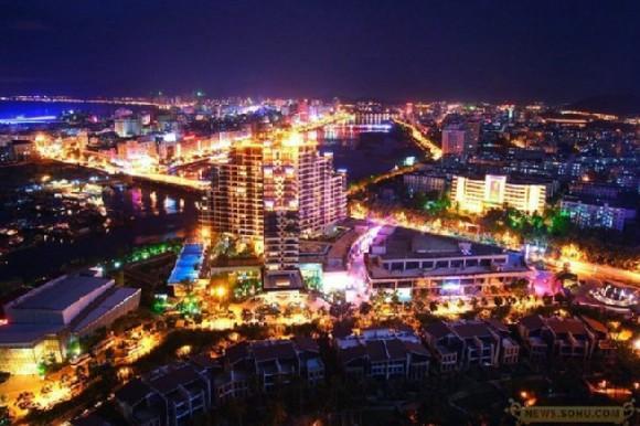 香港資料正版大全2025，智能生態(tài)發(fā)展的專注之力，香港正版資料大全2025，智能生態(tài)發(fā)展的專注焦點
